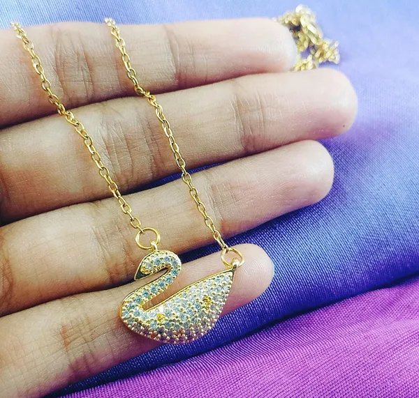 18K_Gold_Plated_Cubic_Zirconia_Pavé_Swan_Pendant_Necklace__|_1_Piece