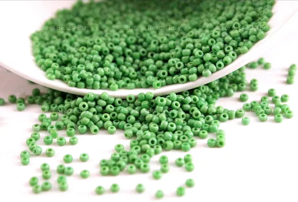Green_Opaque_Seed_Beads_2Mm_|_1_Bunch