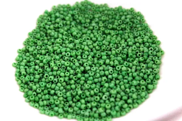 Green_Opaque_Seed_Beads_2Mm_|_1_Bunch