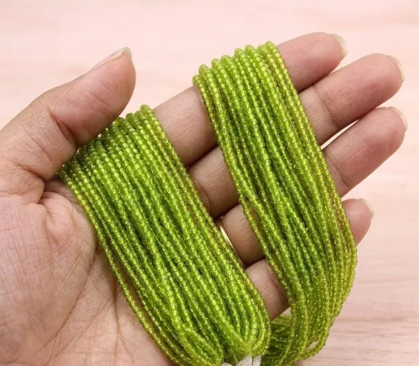 Green_Transparent_Seed_Beads_2Mm_|_1_Bunch