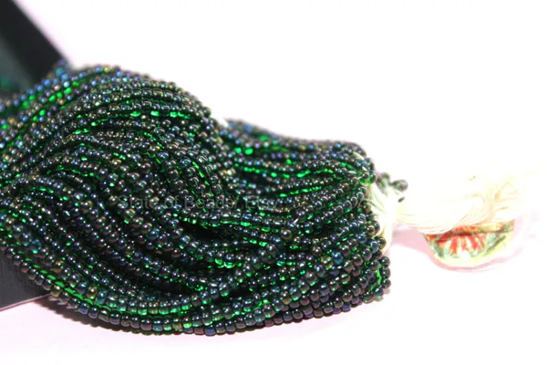 Green_Seed_Beads_2Mm_|_1_Bunch
