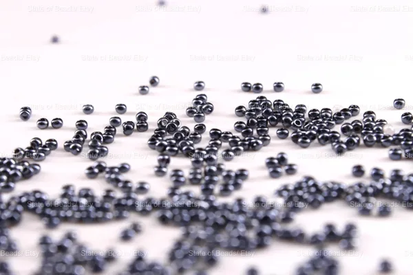 Green_Metallic_Glass_Seed_Beads_|_2mm_|_1_Bunch