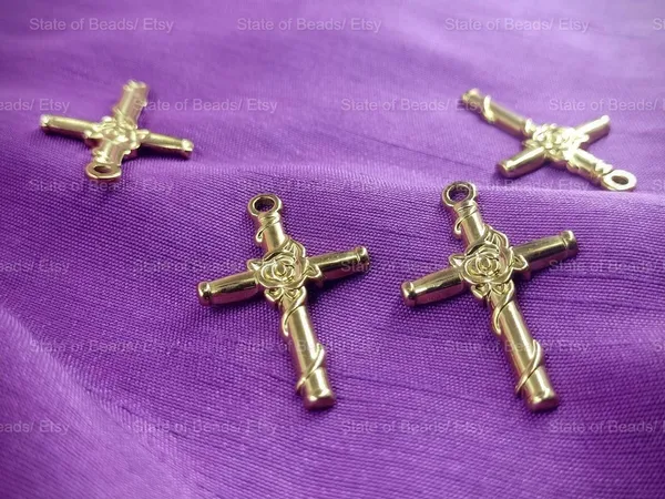 The_Promise_|_18K_Gold_Plated_Cross_Anti_Tarnish_Necklace__|_1_Piece