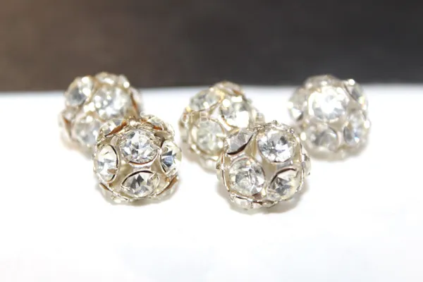Genuine_Swarovski_White_Flatback_Crystal_Rhinestones_|_18mm_|_10_Pcs_|_Sticking_Purpose