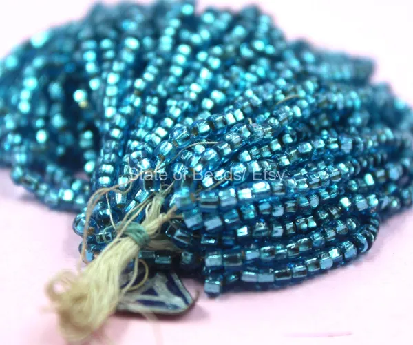 Sky_Blue_Colour_Lined_Glass_Seed_Beads_|_3mm_|_1_Bunch