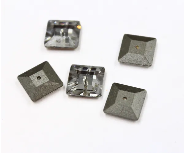 Genuine_Swarovski_Silver_Rivoli_Sew-On_Crystals_|_10mm_|_Pack_of_6