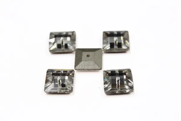 Genuine_Swarovski_Silver_Rivoli_Sew-On_Crystals_|_10mm_|_Pack_of_6