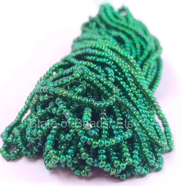 Green_Opaque_Seed_Beads_2Mm_|_1_Bunch