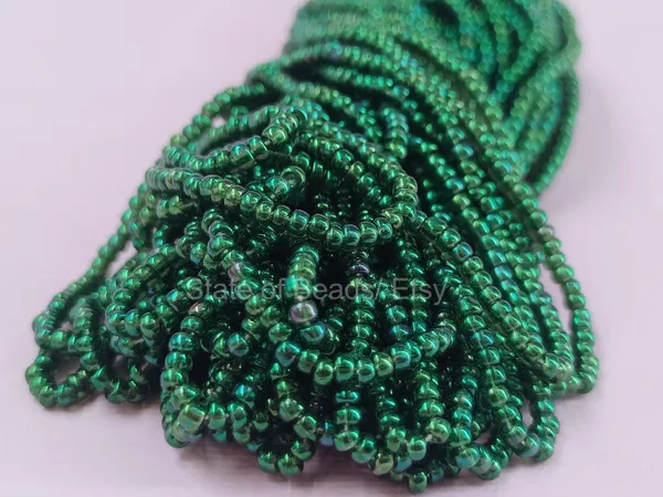 Green_Opaque_Seed_Beads_2Mm_|_1_Bunch
