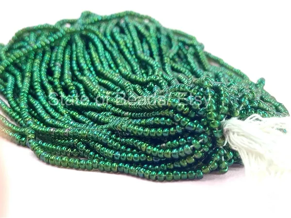 Green_Opaque_Seed_Beads_2Mm_|_1_Bunch