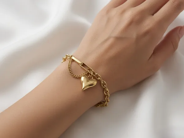 Tied_With_Your_Heart_|_Heart_Charm_Gold_Plated_Bracelet_|_1_Piece