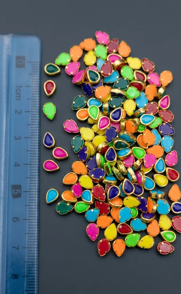 Orange_Kundan_Eye_shape_Stones_|_4x6mm_|_400_Pcs_|_Sticking_Purpose