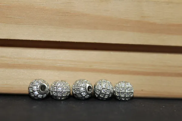 White_And_Silver_Cubic_Zirconia_Ball_Beads_|_4/6/8/10mm_|_10_Pcs