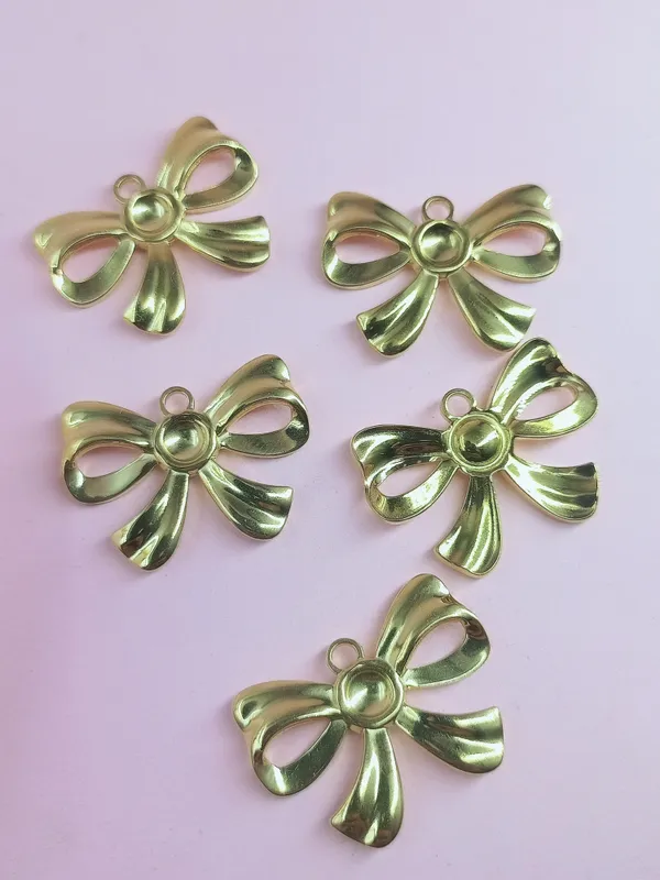 Knot_Sorry_|_18K_Gold_Plated_Bow_Charm_Pendant_Necklace__|_20mm_|_1_Piece