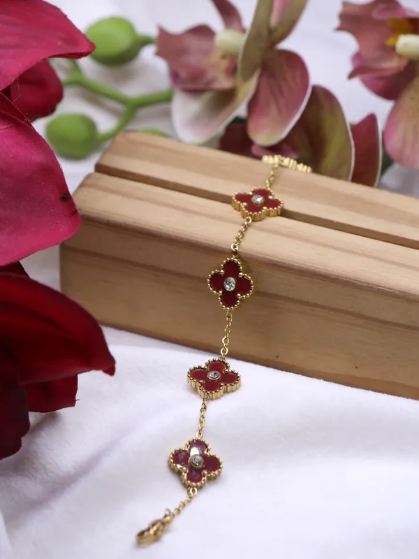 Blood_Light_|_Maroon_Clover_Enamel_Gold_Plated_Bracelet_|_1_Piece