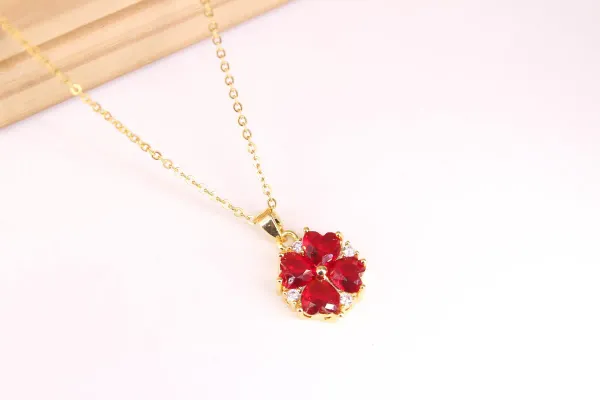 Worth_The_Search_|_18K_Gold_Plated_Four_Leaf_Clover_Ruby_Cubic_Zirconia_Anti_Tarnish_Necklace__|_1_Piece
