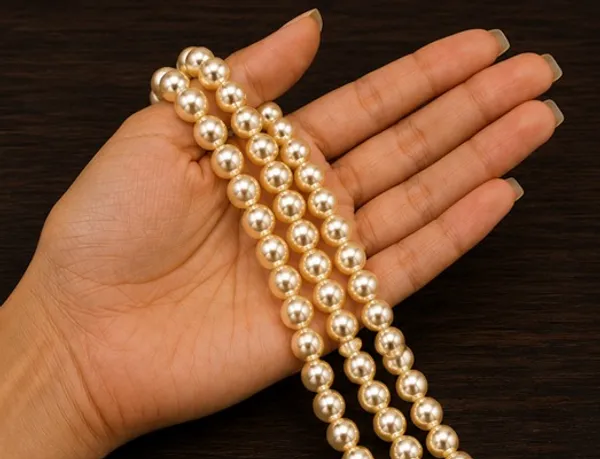 Light_Golden_Lustre_Pearl_Beads_|_4,6,8mm_|_3_lines_(16_inches)