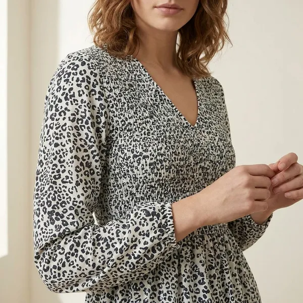 Women_Black_And_White_Leopard_Print_Long_Maxi_Dress_With_Smocked_Bodice_And_Full_Sleeves