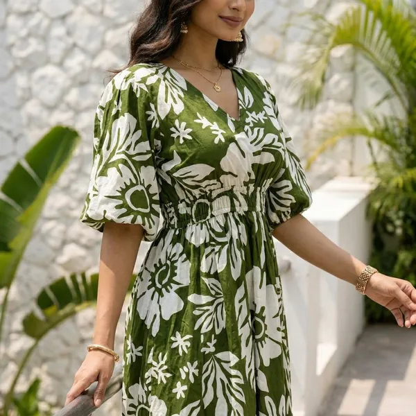 Multicolor_Floral_Print_Tiered_Midi_Dress