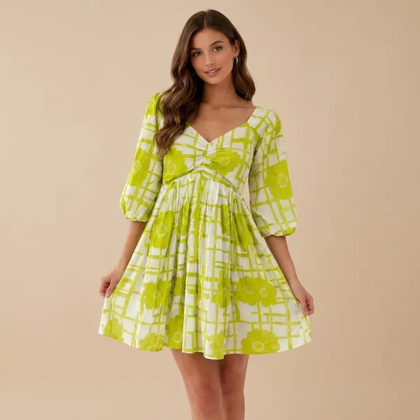 Green_Geometric_Print_Fit_And_Flare_Dress_With_Puff_Sleeves