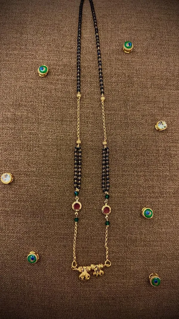 Traditional_Gold-Toned_Ruby_Short_Mangalsutra