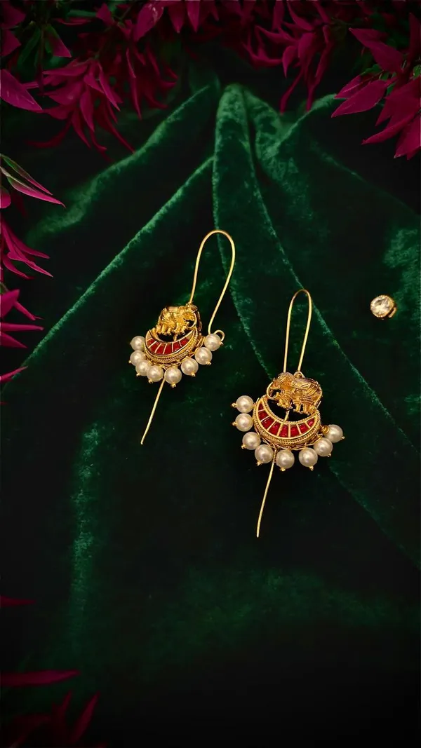 Gold-Toned_Tara_Bugdi