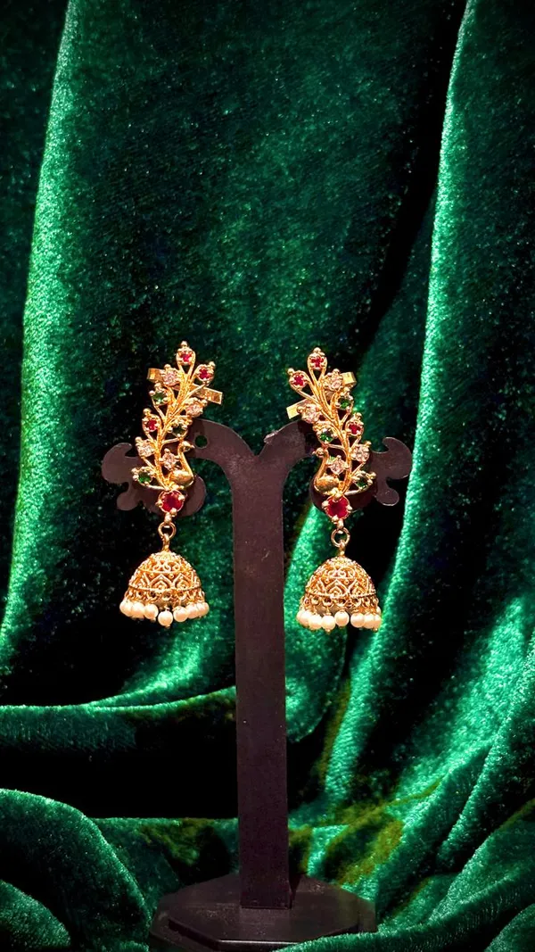 Gold_Plated_Leaf_Design_Earcuffs_with_Jhumka_Earrings