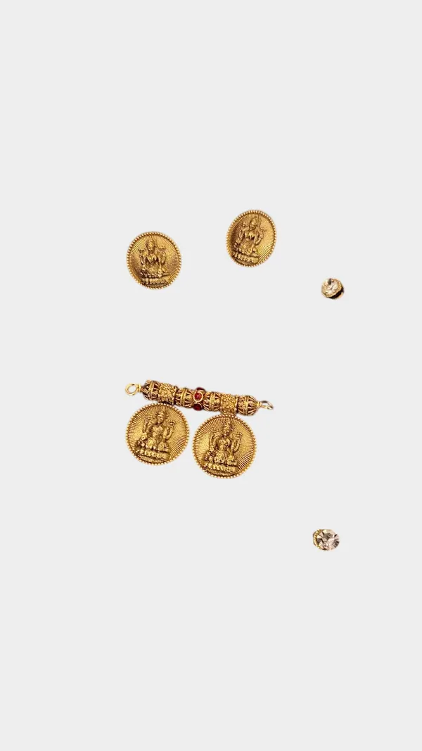 Antique_Gold_Ishani_Coin_Pendant_Set_with_Matching_Earrings