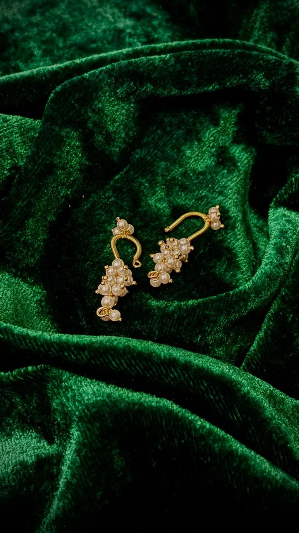 Golden_Crystal_Cluster_Nira_Bugdi