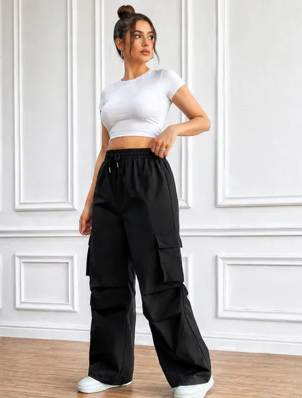 Womens_Black_High_Waist_Wide_Leg_Cargo_Pants_With_Multiple_Pockets