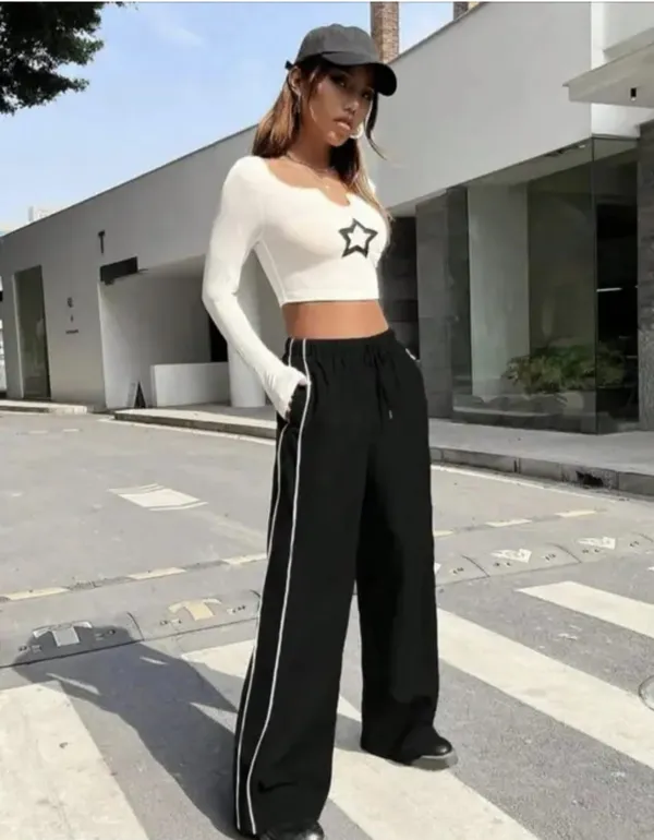 Womens_Black_Wide_Leg_Pants_With_White_Side_Stripe