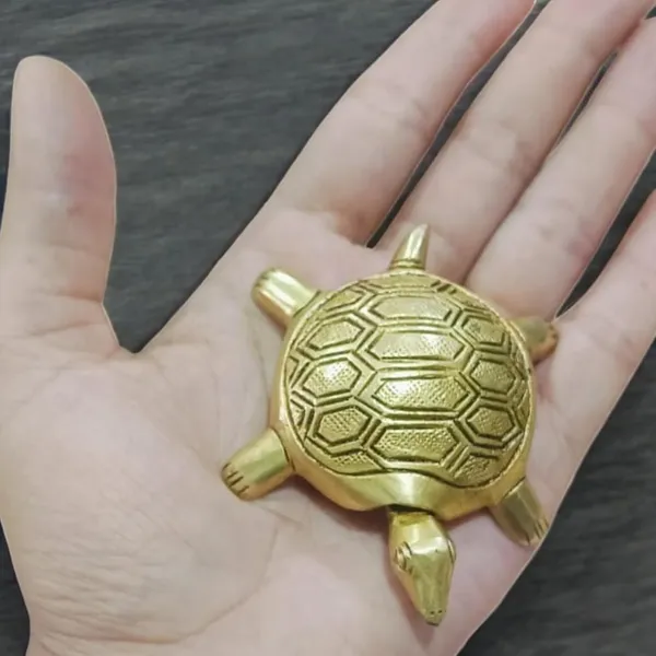 Turtle_Tortoise_For_Vastu_Handcrafted_Fengshui_Kachuaa_Statue_For_Good_Luck_Decorative_Showpiece_3_Cm_Brass_Gold