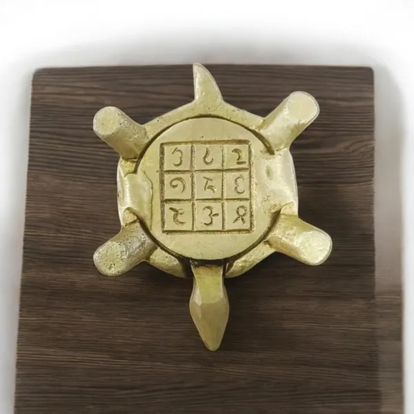 Turtle_Tortoise_For_Vastu_Handcrafted_Fengshui_Kachuaa_Statue_For_Good_Luck_Decorative_Showpiece_3_Cm_Brass_Gold