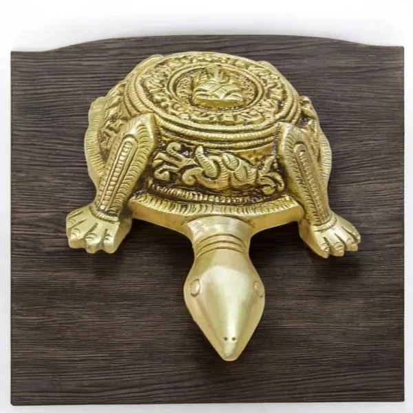 Turtle_Tortoise_For_Vastu_Handcrafted_Fengshui_Kachua_Statue_For_Good_Luck_Decorative_Showpiece_5_Cm_Brass_Gold