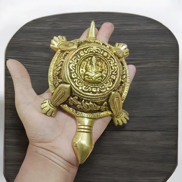 Turtle_Tortoise_For_Vastu_Handcrafted_Fengshui_Kachua_Statue_For_Good_Luck_Decorative_Showpiece_5_Cm_Brass_Gold