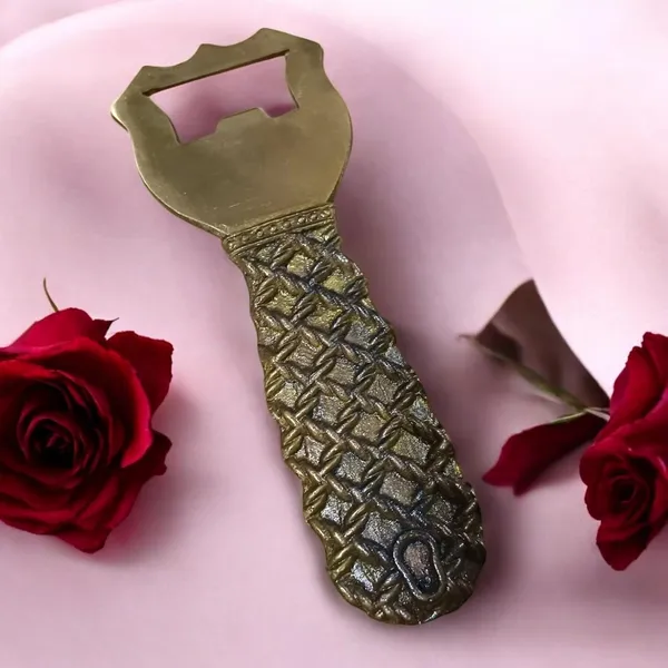 Sjl_Heavy_Duty_Beer_Bottle_Opener_Gold_Beer_Opener_Bar_Decor_Items_Bar_Setup_Gift_For_Drinkers_Bottle_Opener