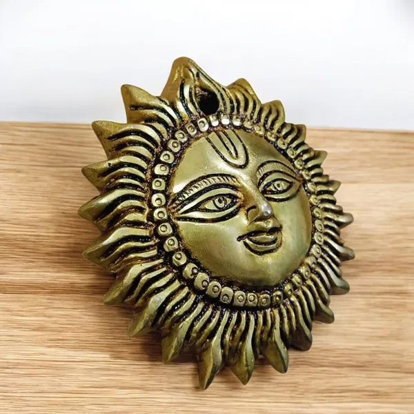Sjl_Vastu_Surya_Face_Wall_Hanging_Elegant_Suraj_Face_For_Positivity_At_Home_Decor_Decorative_Showpiece_10_Cm_Brass_Gold