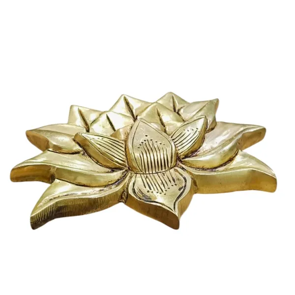 Brass_Antique_Finish_Lotus_Leaf_Flower_Wall_Hanging_Door_Hanging_Elegant_Design_Wall_Decor_Hanging_For_Home_Decor_Decorative_Showpiece_17_Cm_Brass_Gold
