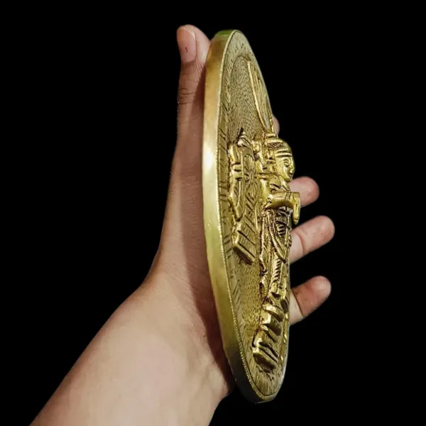 Lord_Tirupati_Balaji_Sri_Venkateswara_Balaji_With_Shankh_Chakra_Wall_Hanging_Decorative_Showpiece_15_Cm_Brass_Gold_Handcrafted_Brass_Tirupati_Balaji_Face_Round_Shape_Wall_Mount
