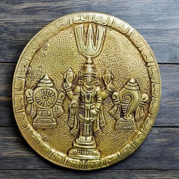 Lord_Tirupati_Balaji_Sri_Venkateswara_Balaji_With_Shankh_Chakra_Wall_Hanging_Decorative_Showpiece_15_Cm_Brass_Gold_Handcrafted_Brass_Tirupati_Balaji_Face_Round_Shape_Wall_Mount