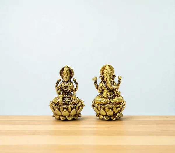 Sjl_Exports_Brass_Lakshmi_Ganesh_Idol_Pair_On_Lotus_Compact_4_Cm_Statue_Mini_Brass_Lakshmi_Ganesh_Idol_Pair_On_Lotus_4_Cm_For_Temple_Decor