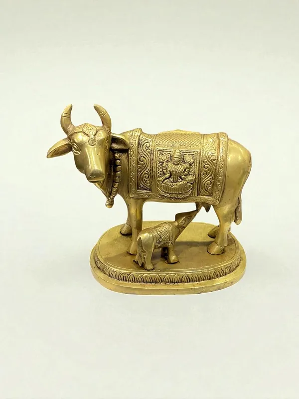 Sjl_Exports_Brass_Gau_Mata_With_Calf_Statue_Sacred_Cow_Idol_For_Puja_Decor_Handcrafted_Brass_Cow_With_Calf_Gau_Mata_Murti_For_Temple_14_Cm