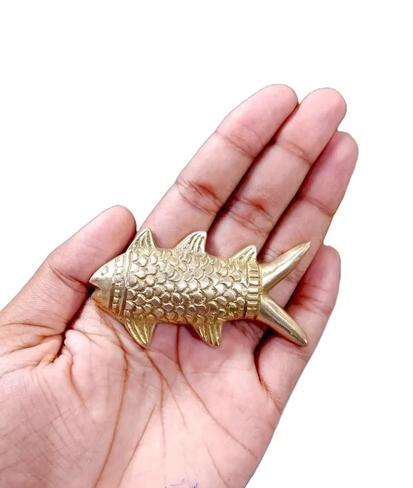 Sjl_Exports_Brass_Matsya_Fish_Murti_Vastu_Fish_Idol_For_Prosperity_Good_Luck_Pair_Of_2_Pcs_Matsya_Fish_Murti_Brass_Idol_For_Prosperity_Fortune_Protection_7.5_X_4_Cm