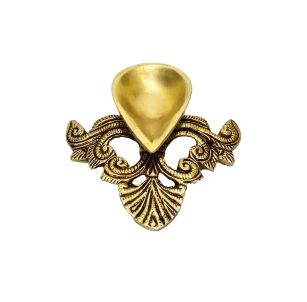 Sjl_Exports_Pure_Brass_Royal_Designer_Diya_Traditional_Temple_Oil_Lamp_With_Intricate_Crown_Pattern_6_Cm_Antique_Gold_Finish_For_Puja_And_Home_Decor