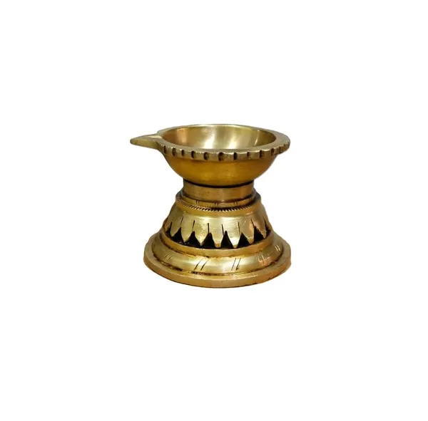 Sjl_Exports_Traditional_Brass_Diya_Royal_Designer_Pooja_Lamp_Handcrafted_Temple_Oil_Lamp_6_Cm_Decorative_Deepak_For_Home_And_Religious_Rituals