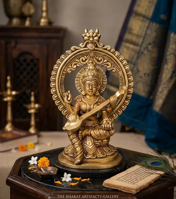 Brass_Saraswati_Maa_Statue_for_Mandir_and_Home_Decor_|_Pure_Brass_Maa_Saraswati_Maa_Murti_for_Pooja_and_Mandir_Decor_-_23_cm