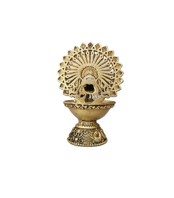Peacock_Design_Diya_|_Diya_for_Home_Decor_|_Diyas_for_Diwali_and_Pooja_Decor