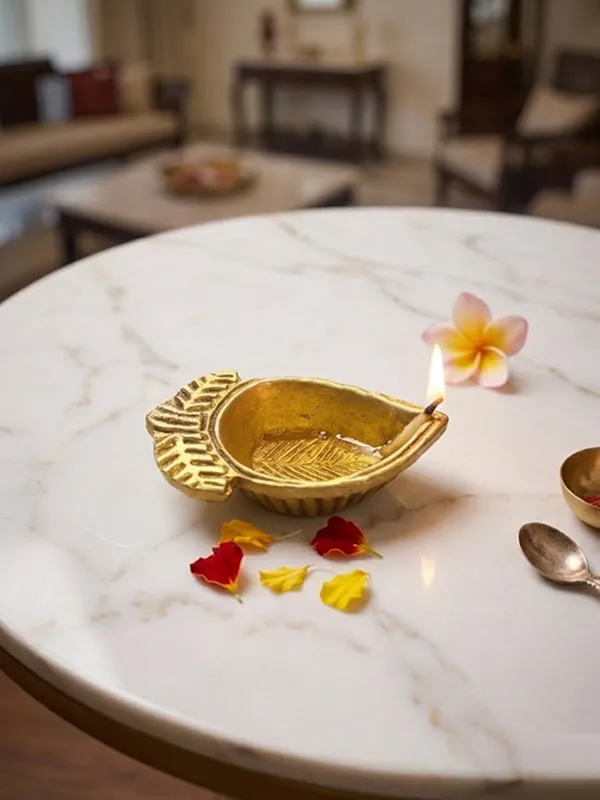 SJL_Pure_Brass_Mango_Shape_Diya_–_Handcrafted_Traditional_Oil_Lamp_for_Pooja_&_Festive_Décor_(6_×_4_cm)_-_Pack_of_2_Pcs.