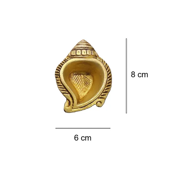 SJL_Pure_Brass_Shankh_Design_Diya_–_Handcrafted_Conch_Shape_Oil_Lamp_for_Pooja_&_Festive_Décor_(8_×_6_cm)