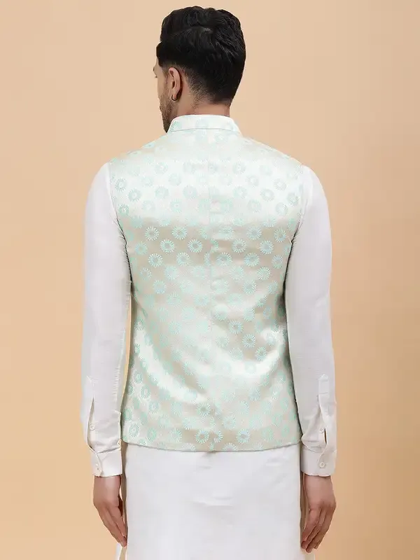Men_Off_White_Kurta_Pajama_&_Gold_Woven_Design_Jacquard_Nehru_Jacket